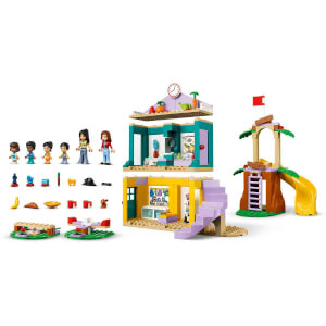 LEGO Friends Heartlake City Anaokulu 42636 - 4 Yaş ve Üzeri Çocuklar için Eğitici ve Yaratıcı Oyuncak Yapım Seti (239 Parça)