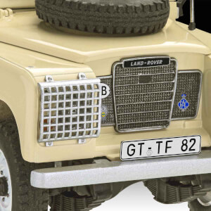 Revell 1:24 Commercial Land Rover Series III Lwb VBA67056