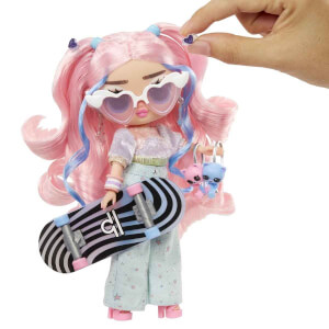 L.O.L. Surprise Tweens Core Flora Moon