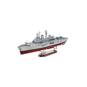 Revell 1:700 HMS Invincible VSG05172