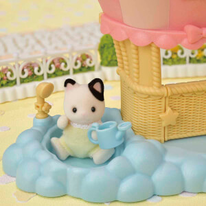 Sylvanian Families Bebek Balon Oyun Evi