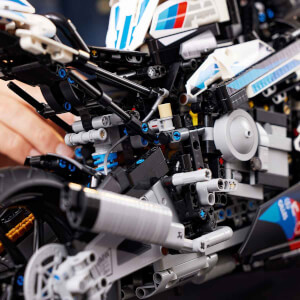 LEGO Technic BMW M 1000 RR 42130