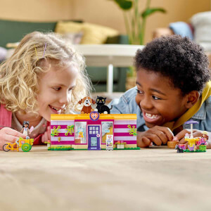 LEGO® Friends Evcil Hayvan Sahiplenme Kafe’si 41699 - 6 Yaş ve Üzeri Çocuklar için 3 Evcil Hayvan İçeren Oyuncak Yapım Seti (292 Parça)
