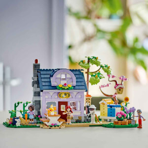 LEGO Friends Arıcıların Evi ve Çiçek Bahçesi 42669 - 12 Yaş ve Üzeri Gençler için Mini Bebek İçeren Yaratıcı Oyuncak Yapım Seti (1161 Parça)