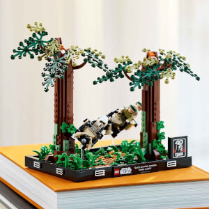  LEGO Star Wars Endor Hız Motoru Takibi Dioraması 75353 - Yetişkinler için Yapım Parçalarıyla İnşa Edilen Koleksiyonluk Yaratıcı Sergileme Modeli Yapım Seti (608 Parça)