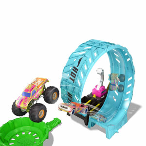 Hot Wheels Monster Trucks Karanlıkta Parlayan Çemberde Yarış Seti HBN02