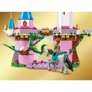 LEGO Disney Princess Malefiz’in Ejderha Formu 43240 – 7 Yaş ve Üzeri Uyuyan Güzel Hayranları için Yaratıcı Oyuncak Yapım Seti (583 Parça)