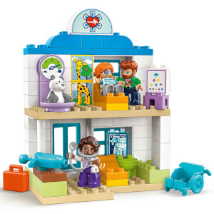 LEGO DUPLO Kasabası İlk Doktor Ziyareti 10449 - 2 Yaş ve Üzeri Küçük Çocuklar İçin Kas Becerilerini Geliştiren Eğitici Oyuncak Yapım Seti (65 Parça)