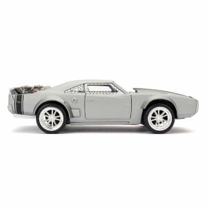1:24 Fast Furious Dom’s FF8 Ice Charger Araba