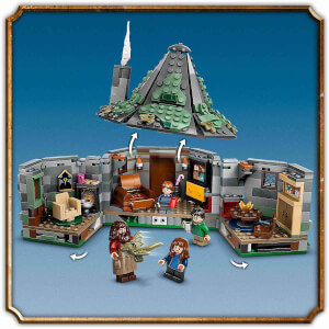 LEGO Harry Potter Hagrid’in Kulübesi: Beklenmedik Bir Ziyaret 76428 - 8 Yaş ve Üzeri Harry Potter Hayranları için 5 Minifigür İçeren Koleksiyonluk Yaratıcı Oyuncak Yapım Seti (896 Parça)