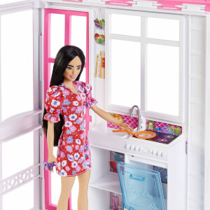 Barbie'nin Portatif Evi