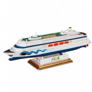 Revell 1:1200 Aida Model Set Gemi