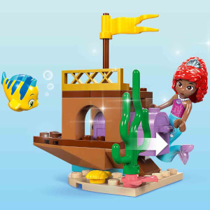 LEGO Disney Princess Ariel’in Kristal Mağarası 43254 – 4 Yaş ve Üzeri Çocuklar İçin Deniz Kızı ve Balık Figürleri İçeren Yaratıcı Oyuncak Yapım Seti (141 Parça)