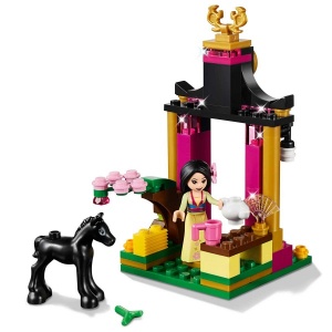 LEGO Disney Princess  Mulan'ın Eğitim Günü 41151