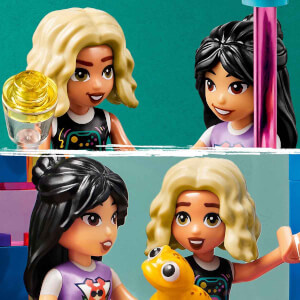LEGO® Friends Karaoke Müzik Partisi 42610 - 6 Yaş ve Üzeri Çocuklar için Sahne İçeren Yaratıcı Oyuncak Yapım Seti (196 Parça)