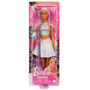 Barbie Kariyer Bebekleri