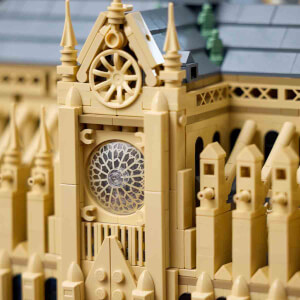 LEGO Architecture Mimari Simgeler Koleksiyonu: Notre Dame Katedrali 21061 - Seyahat, Mimari ve Tarih Meraklısı Yetişkinler İçin Koleksiyonluk ve Sergilenebilir Model Yapım Seti (4383 Parça)