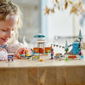 LEGO Friends İglu Tatili Macerası 41760 - 8 Yaş ve Üzeri Çocuklar için 3 Mini Oyuncak Bebek ve Oyuncak Köpek İçeren Yaratıcı Oyuncak Yapım Seti (491 Parça)