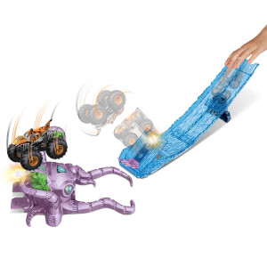 Hot Wheels Monster Trucks Aksiyona Başlangıç Oyun Seti GYL09