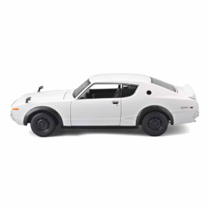 1:24 1973 Nissan Skyline 2000 GT-R Die Cast Araba