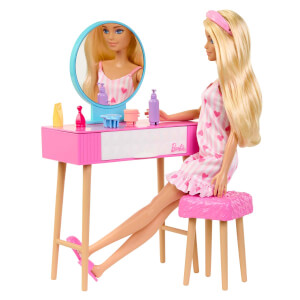 Barbie'nin Yatak Odası Oyun Seti HPT55