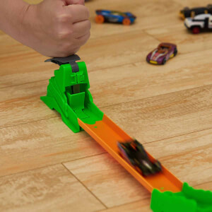 Hot Wheels Track Builder Heyecanlı Atlayış Akrobasi Seti HKX47