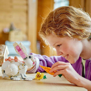 LEGO Creator 3’ü 1 Arada Beyaz Tavşan 31133 - 8 Yaş ve Üzeri Çocuklar için Kakadu Papağanı ve Beyaz Fok İçeren Yaratıcı Oyuncak Yapım Seti (258 Parça)