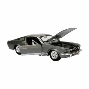 1:24 Maisto Ford Mustang 1967 Model Araba