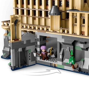 LEGO Harry Potter Hogwarts Şatosu: Büyük Salon 76435 – 10 Yaş ve Üzeri Harry Potter Hayranları İçin Koleksiyonluk Yaratıcı Oyuncak Yapım Seti (1732 Parça)