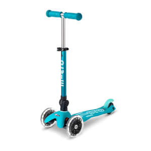 Micro Mini Deluxe 3 Tekerlekli Katlanabilir Işıklı Aqua Scooter