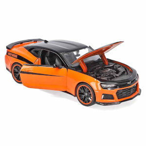 1:24 Harley Davidson Custom 2017 Camaro ZL1 Araba