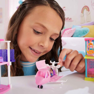 Mini Barbieland Aracı HYF38