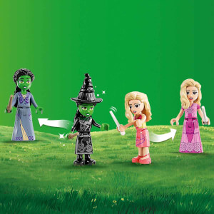 LEGO Wicked Glinda ve Elphaba’nın Yurdu 75683 - 8 Yaş ve Üzeri Çocuklar için 2 Mini Bebek İçeren Fantastik Oyuncak Yapım Seti (740 Parça)