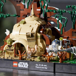 LEGO Star Wars Dagobah Jedi Eğitimi Diyoraması 75330 
