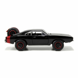 1:24 Fast Furious Dom’s Dodge Charger R/T Araba