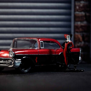 1:32 1957 Chevrolet Bel Air Model Araba ve Harley Quinn Figür