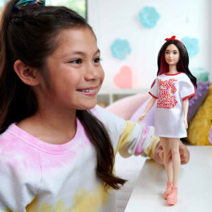 Barbie Fashionistas Büyüleyici Parti Bebeği HRH12