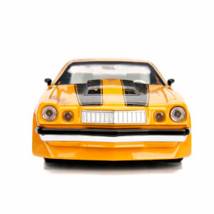 1:24 Transformers Bumblebee Model Araba