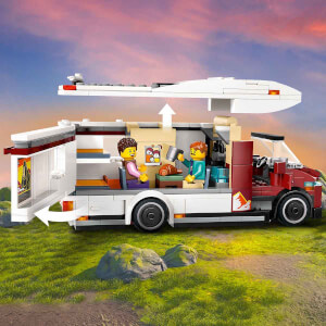 LEGO City Tatil Macera Karavanı 60454 - 6 Yaş ve Üzeri Çocuklar için Yaratıcı Oyuncak Yapım Seti (385 Parça)