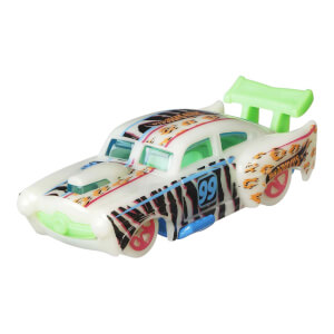 Hot Wheels Monster Trucks Karanlıkta Parlayan Araçlar Paketi HCB57