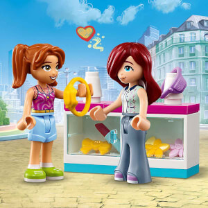 LEGO® Friends Minik Aksesuar Mağazası 42608 - 6 Yaş ve Üzeri Çocuklar için Paisley ve Candi Minifigürü İçeren Yaratıcı Oyuncak Yapım Seti (129 Parça)