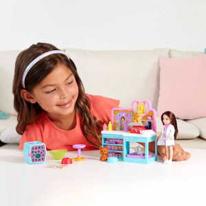 Barbie Chelsea Meslekleri Öğreniyor Veteriner Oyun Seti HGT12