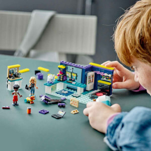 LEGO Friends Nova'nın Odası 41755 - 6 Yaş ve Üzeri Çocuklar için 2 Mini Bebek (Nova ve Zac) İçeren Yaratıcı Oyuncak Yapım Seti (179 Parça)