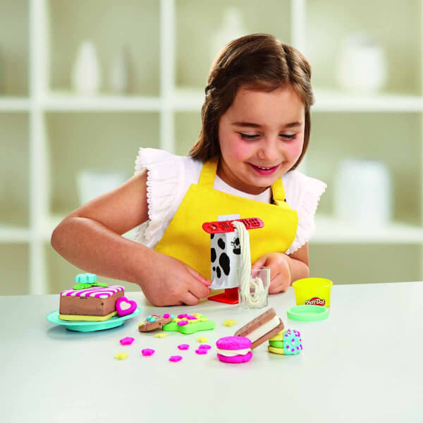 Play Doh Mutfak Atölyesi Oyun Seti