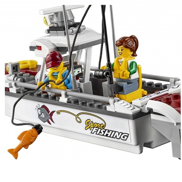 LEGO City Balıkçı Teknesi 60147