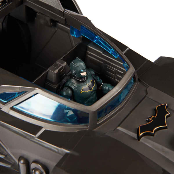 DC Comics Batman Crusader Batmobile Aracı ve Figür Seti 