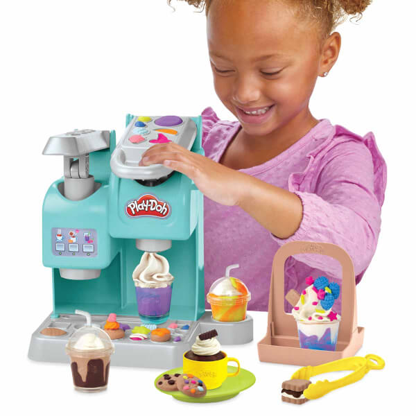 Play Doh Gökkuşağı Kafe Oyun Seti F5836