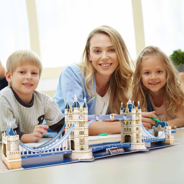 120 Parça 3D Puzzle: National Geographic Tower Bridge