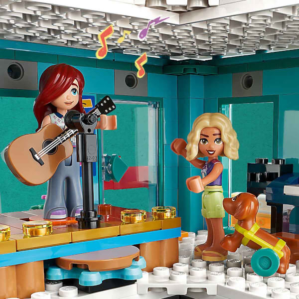 LEGO Friends Heartlake City Toplum Merkezi 41748