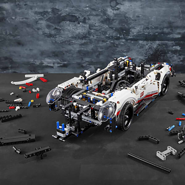 LEGO Technic Porsche 911 RSR 42096 